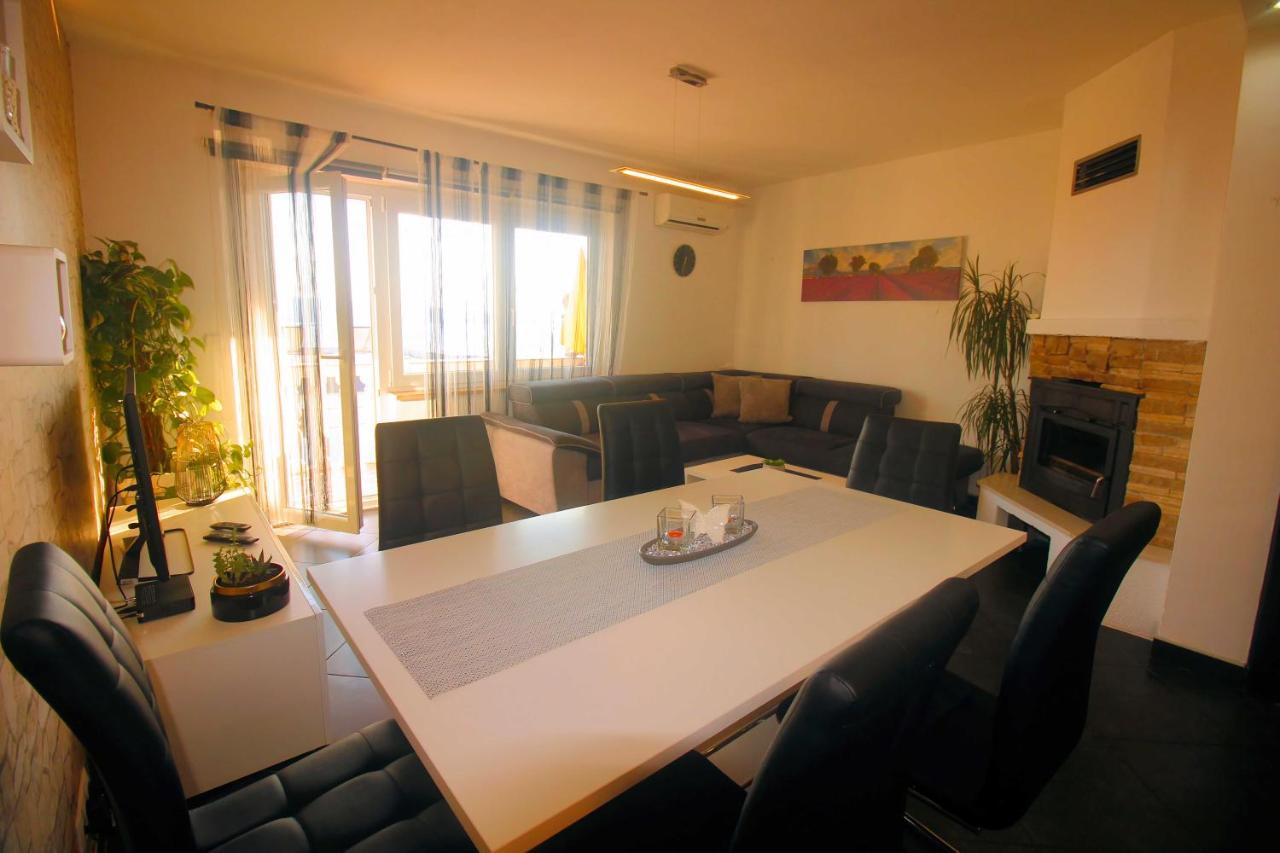 Apartment Martina ツリクヴェニツァ エクステリア 写真